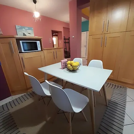 Apartment K & R *