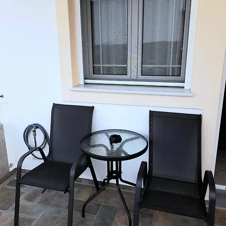 K & R Apartment *